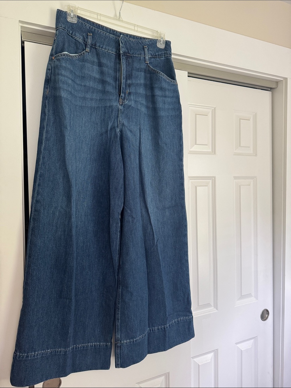 Boden Wide-Leg Jeans in Medium Blue Denim